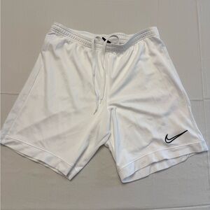 Nike Dri-Fit Athletic Shorts Men’s Medium White Performance Training